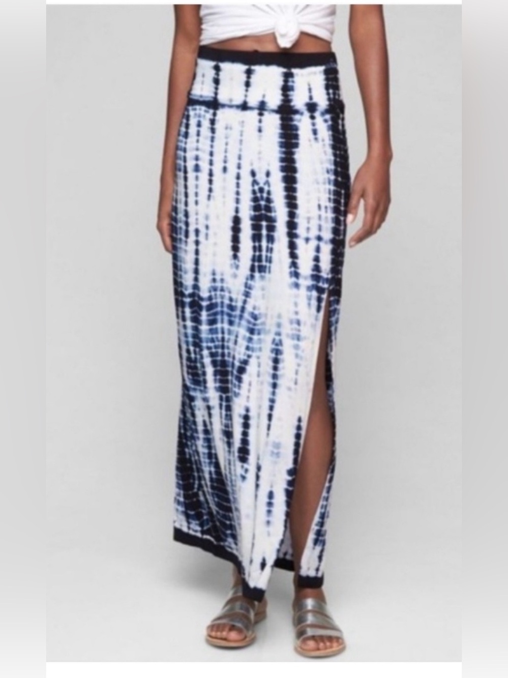 Athleta Navy White Tie-Dye Marina Maxi Skirt Size Small Side Slit Coastal Boho